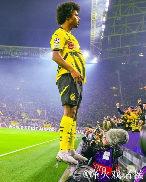 阿德耶米破门时，多特22胜5平保持不败